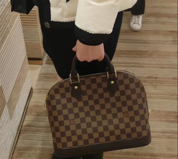 2025224M53151115930733