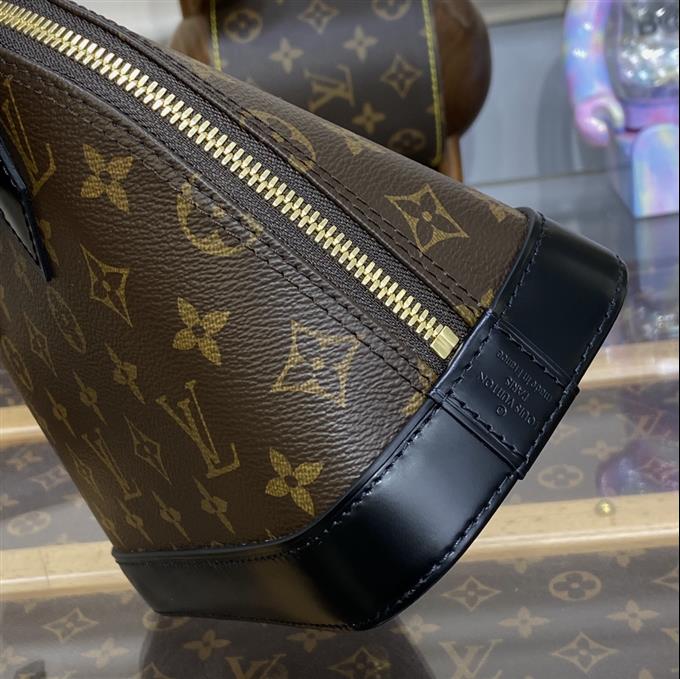 2025224M53152115927707