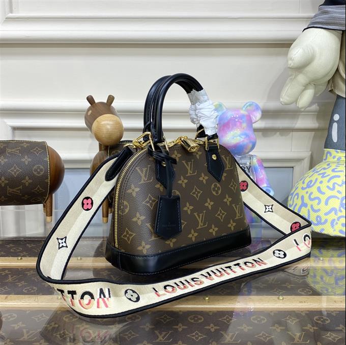 2025224M53152115927801