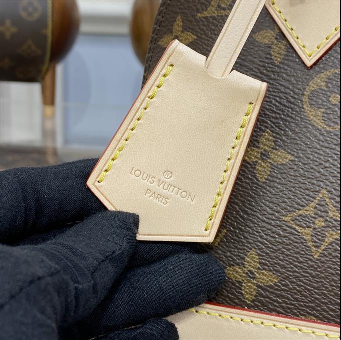 2025224M53152115928112