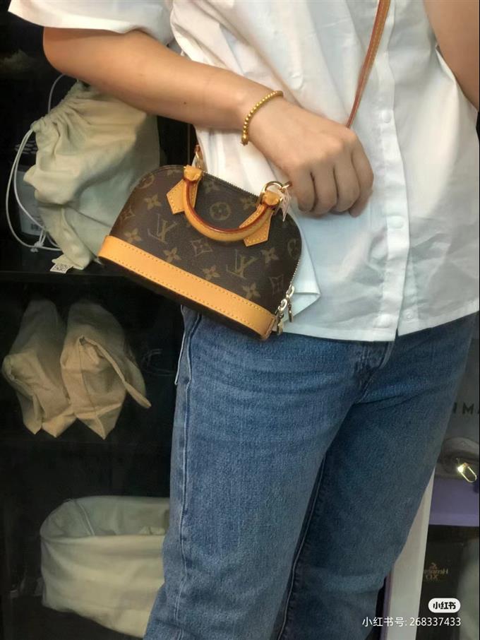 2025224M8271722301644