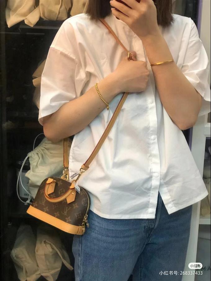 2025224M8271722301675