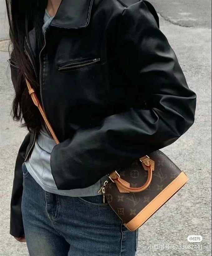 2025224M82717223140959