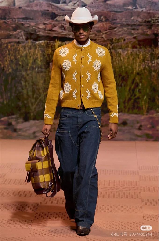 2025224N4065414255826