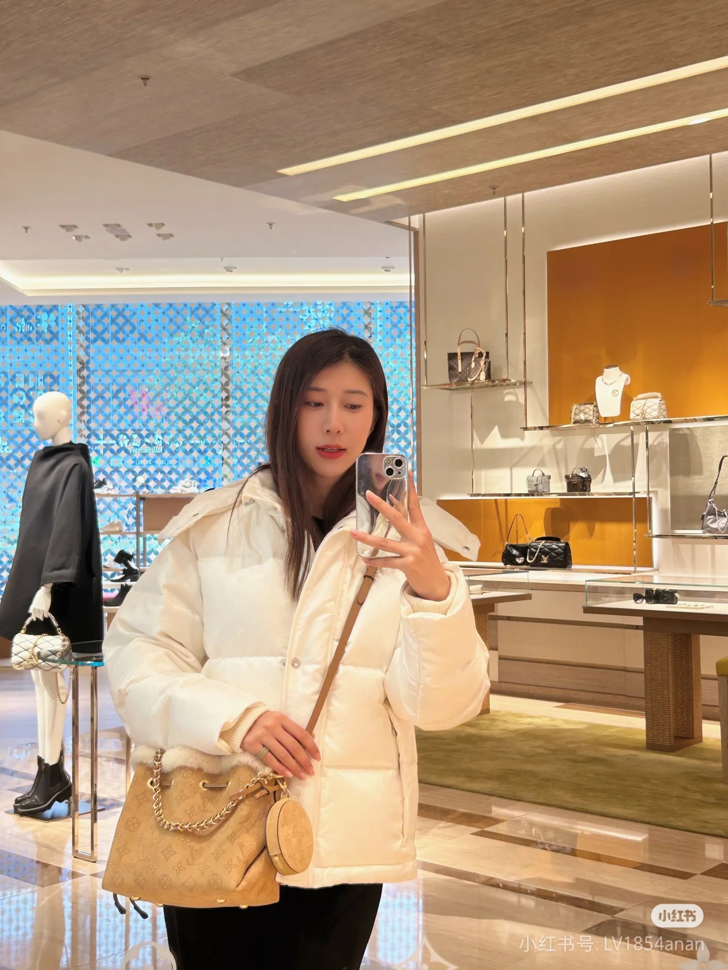 2025224M1183922819737