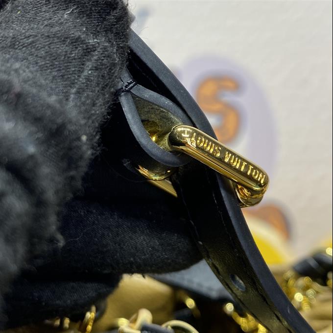 2025224M1332411118393