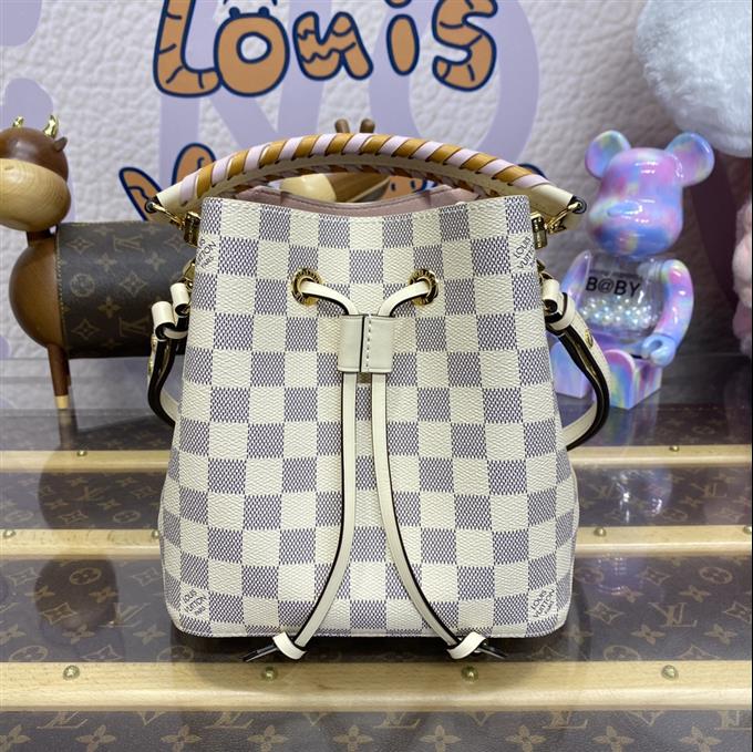 2025224N4529211121617