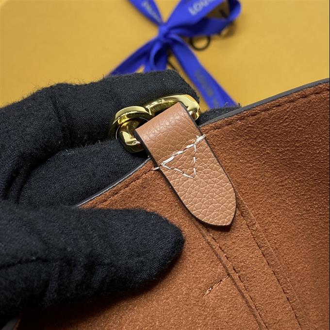 2025224M24165103427904