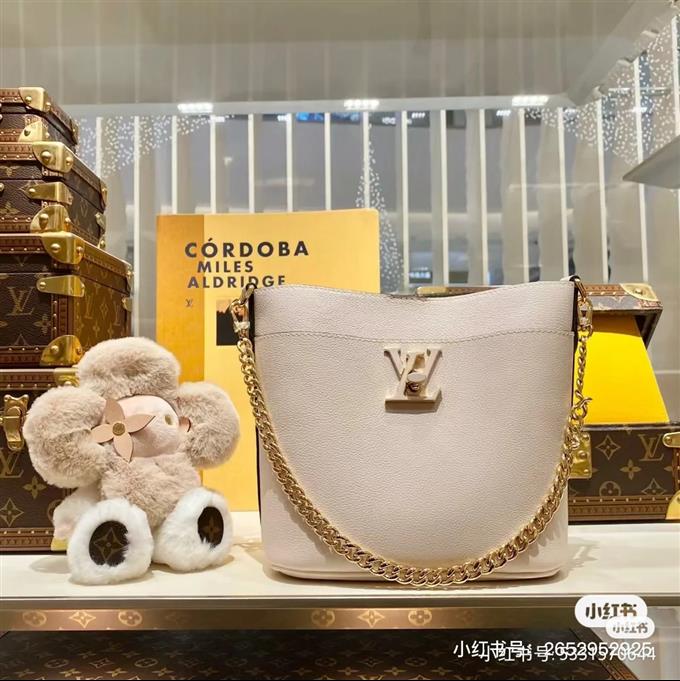 2025224M2463811123822