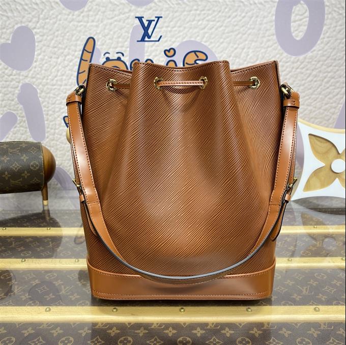 2025224M2493211122718