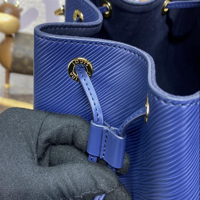 2025224M2493211122892