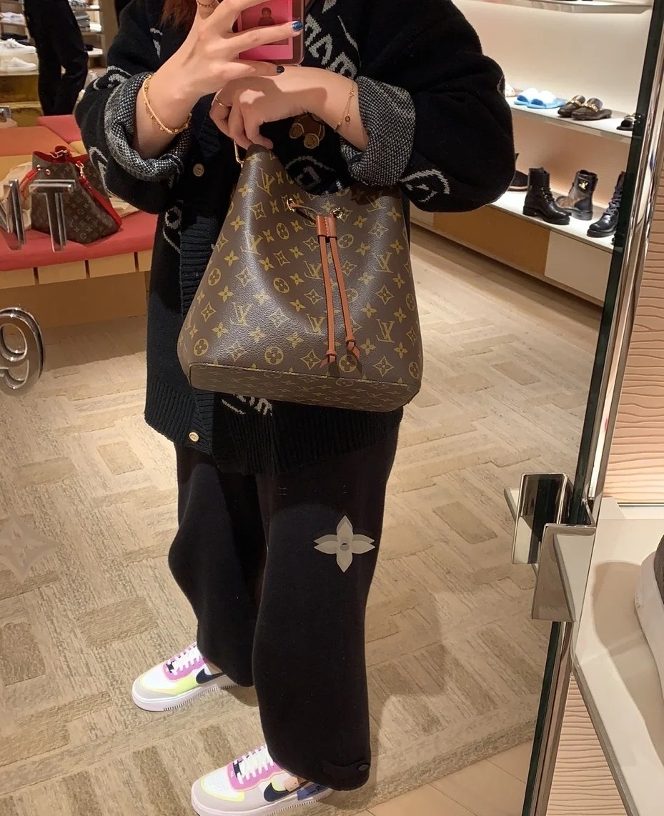 2025224M44887222629244