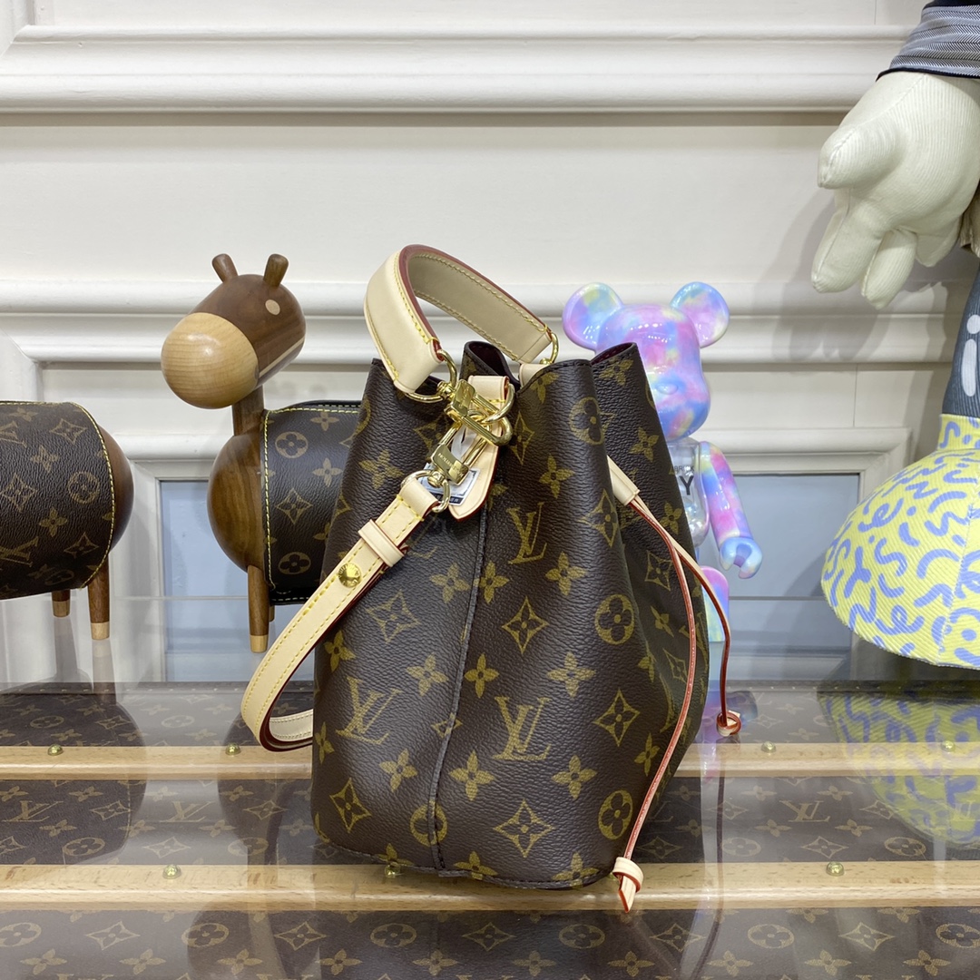 2025224M46581222628888