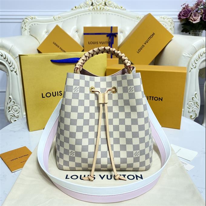 2025224N4034411121210