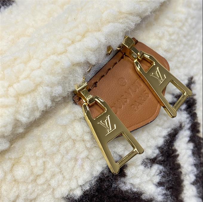 2025224M23715105351240