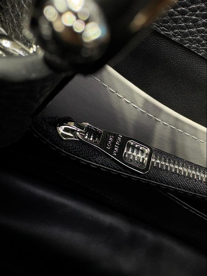 2025224M1190894811698