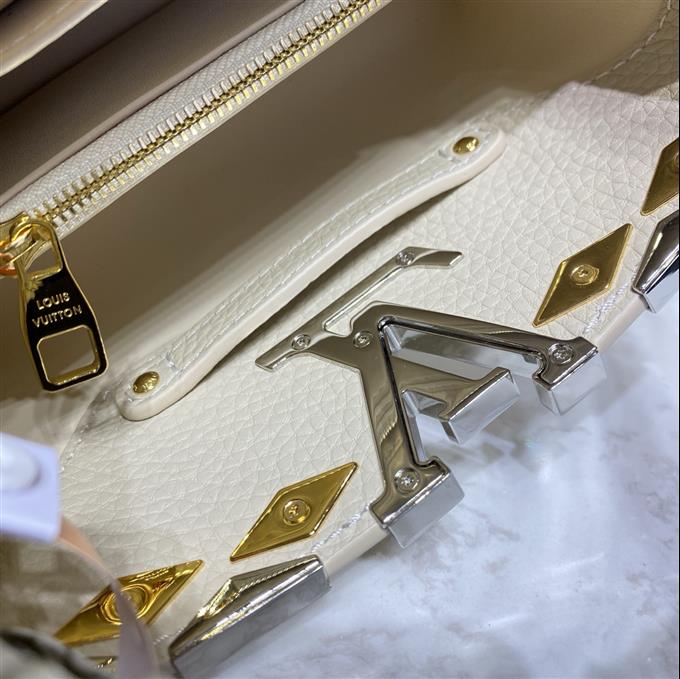 2025224M1196494811856