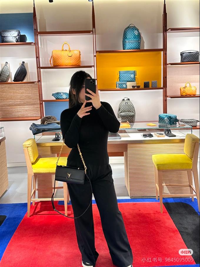 2025224M1214321338238