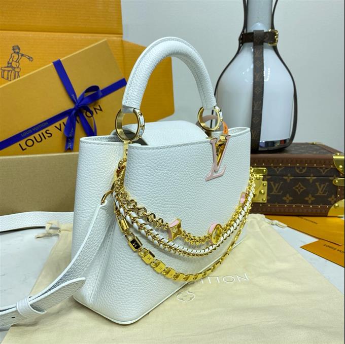 2025224M1234594756152