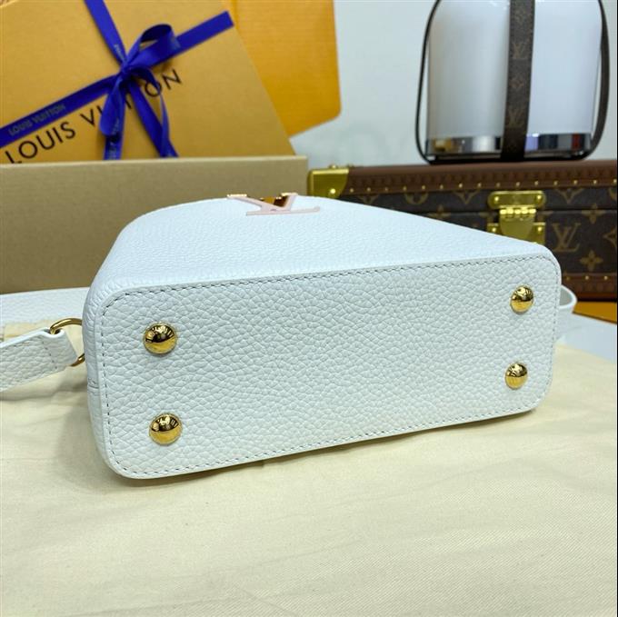 2025224M1234594756608