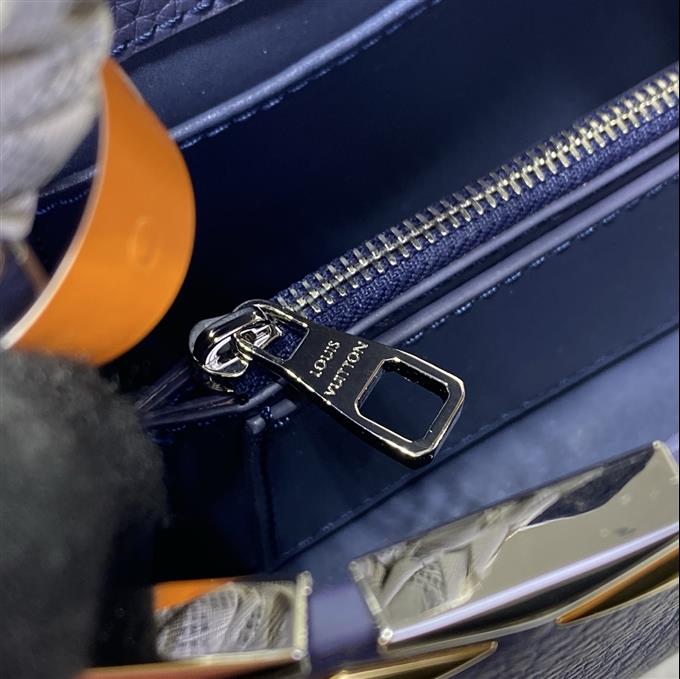 2025224M1275194812292