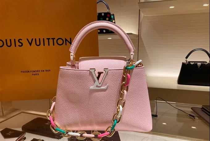 2025224M2164310328990