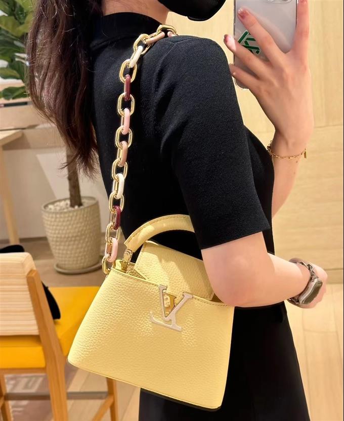 2025224M2179810328360