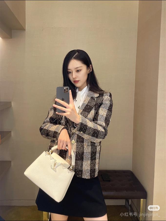 2025224M2333194844736