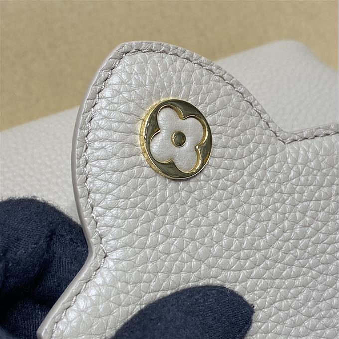 2025224M2394394757536