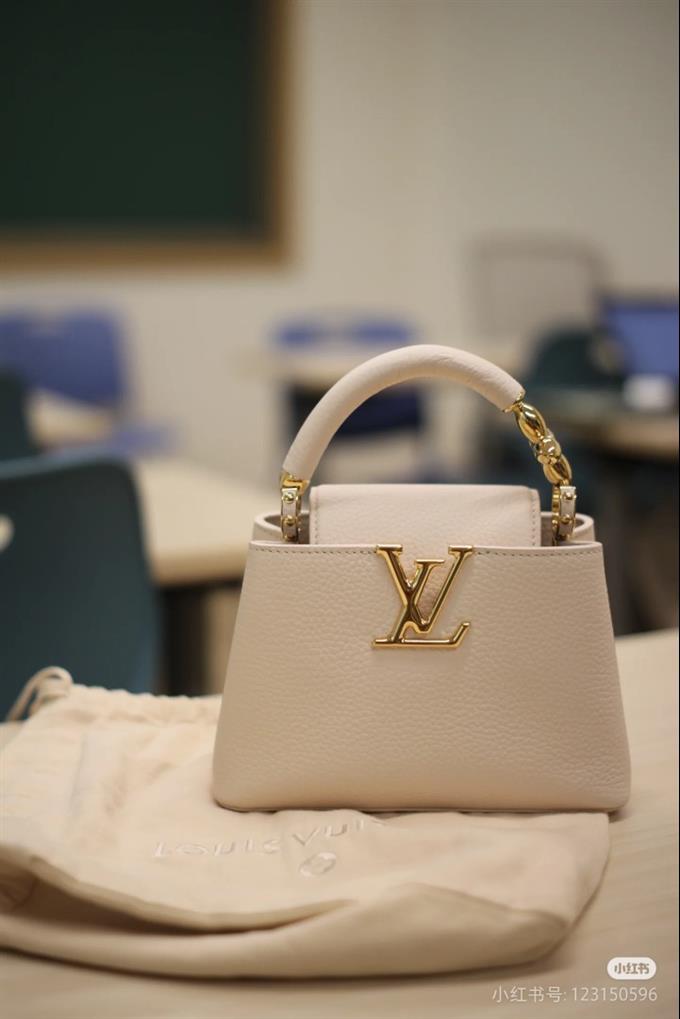 2025224M2394494832473