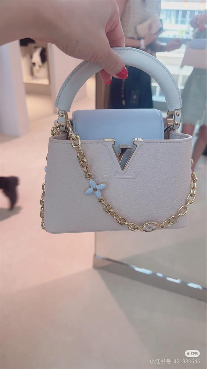 2025224M2395294819289