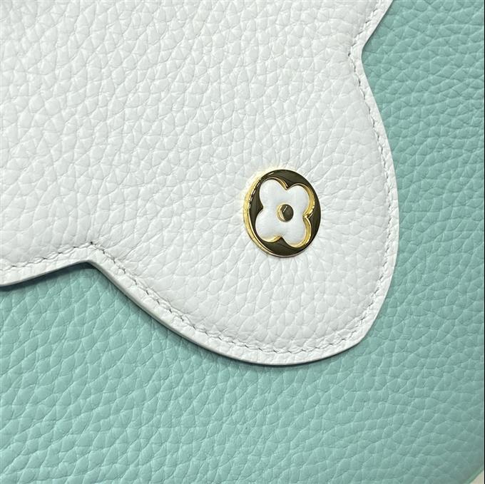 2025224M2447194759515