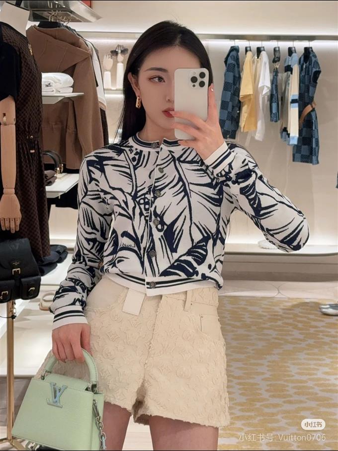 2025224M2468394814425