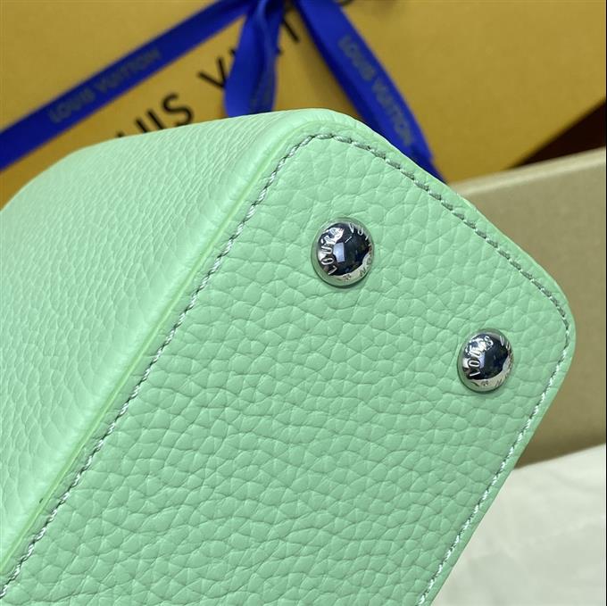 2025224M2468394843454