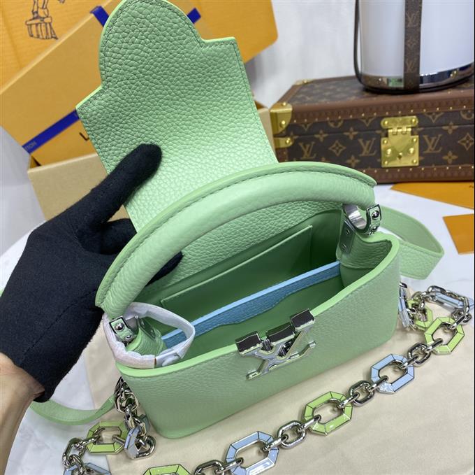 2025224M2468394843501