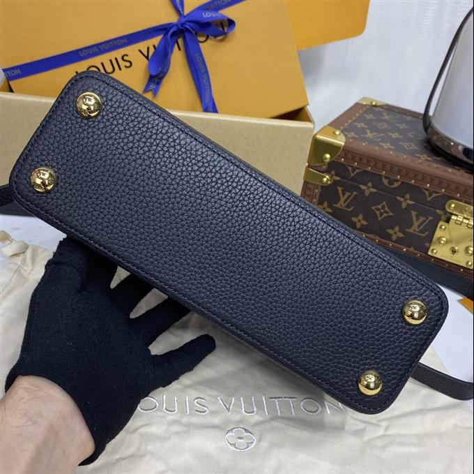 2025224M2469894757316