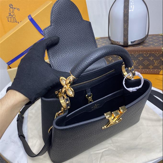 2025224M2469894828152