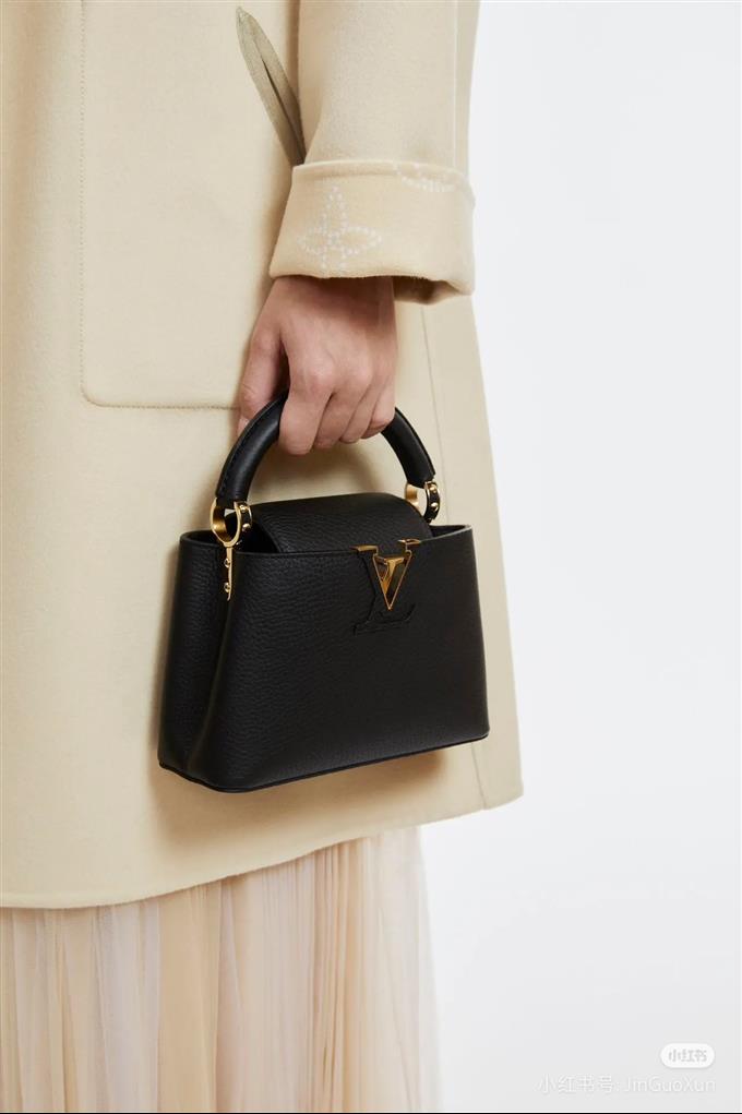 2025224M2472910329998