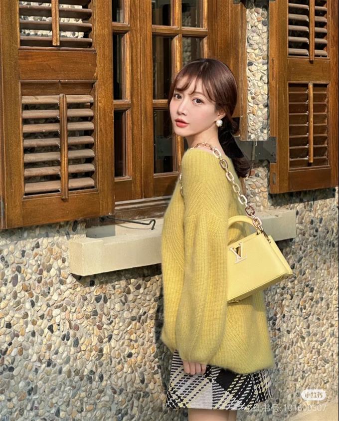 2025224M252329483464