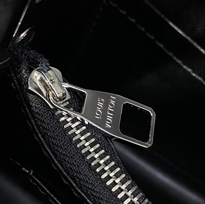 2025224M4886510328833