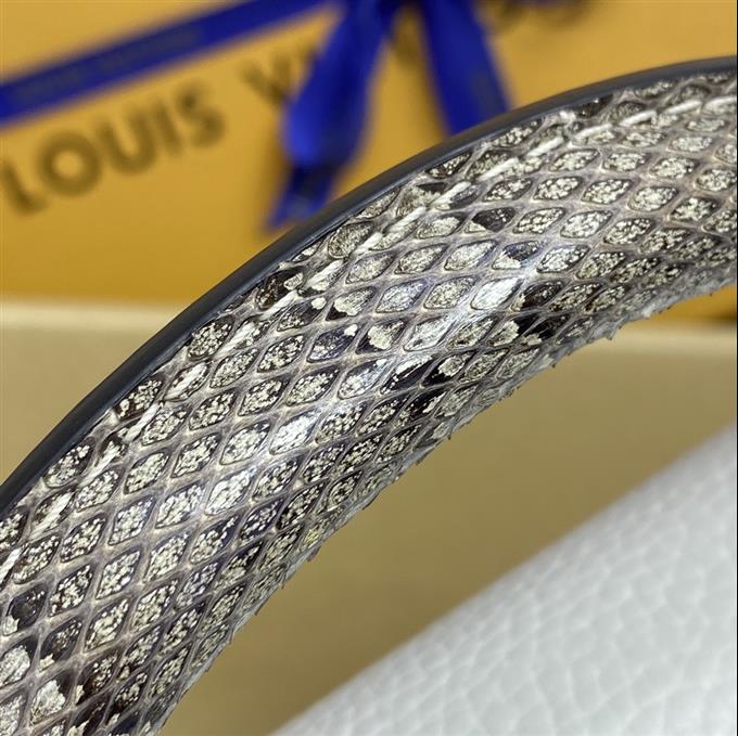 2025224M5592194843815