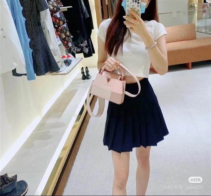 2025224M5926894831100