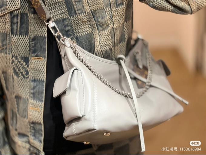 2025224M12579102030860