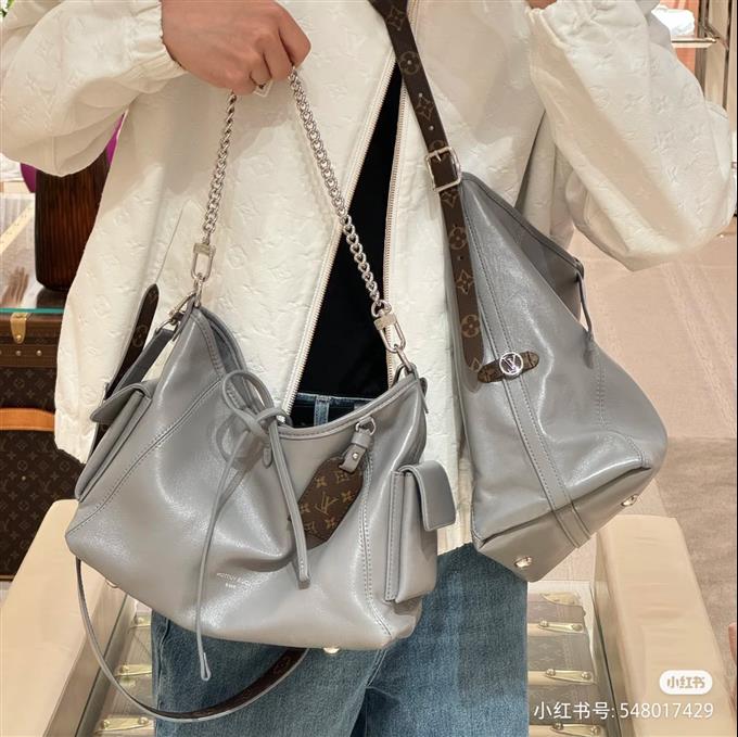 2025224M12579102030876