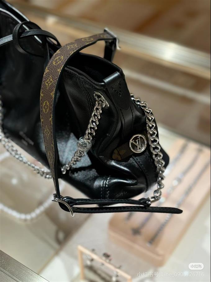 2025224M12888102023958