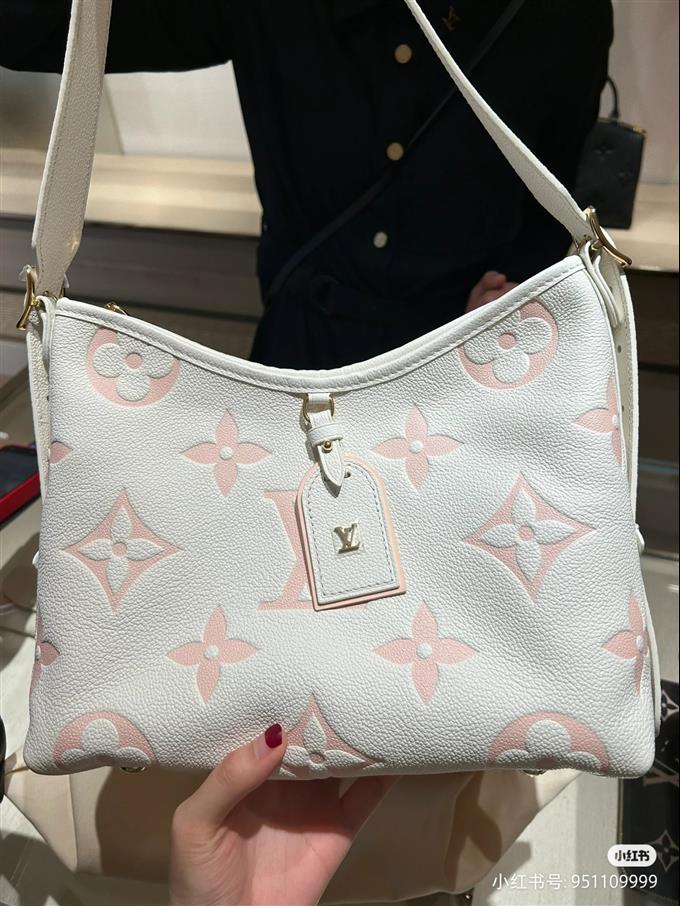 2025224M24141102032774