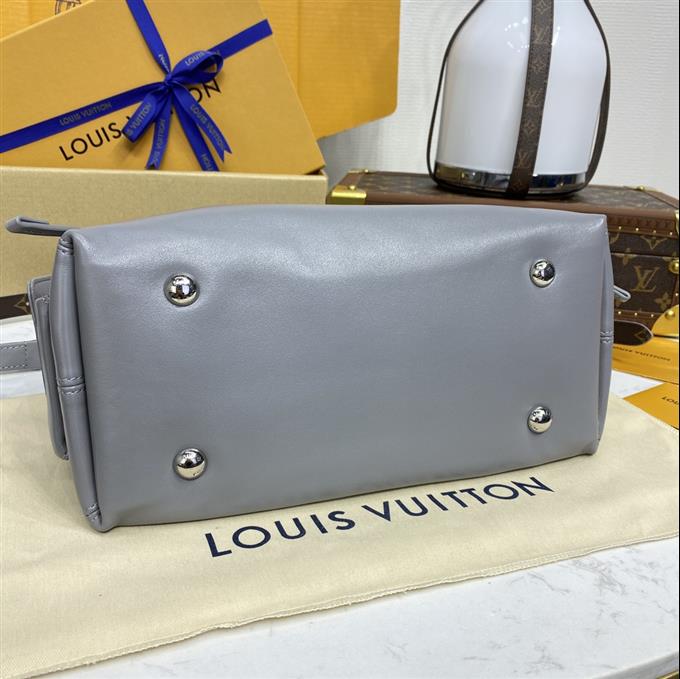 2025224M24861102024208