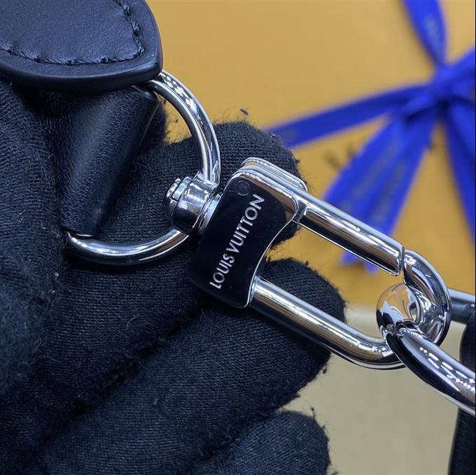 2025224M24861102025735