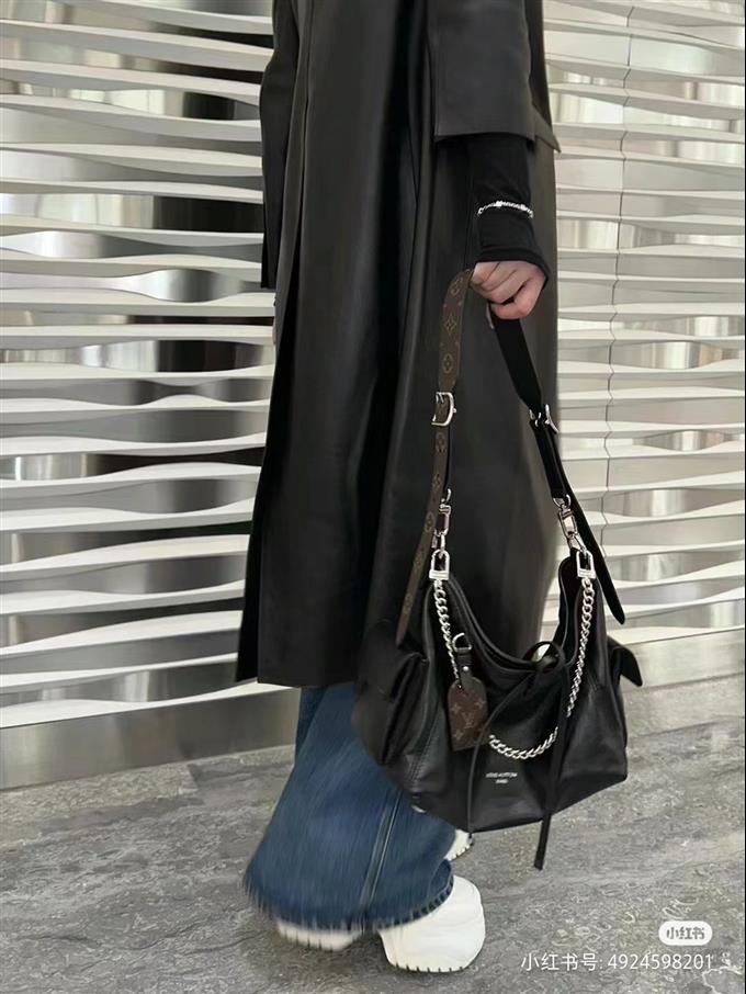 2025224M24861102034435