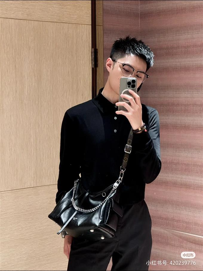 2025224M2486194516829